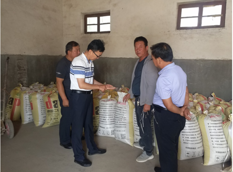 省农产品质监局派员对山丹县申报无公害农产品主体进行现场检查