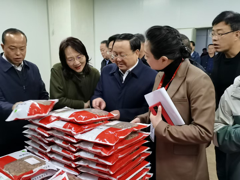 全省中药材抓点示范行动现场推进会在陇西召开