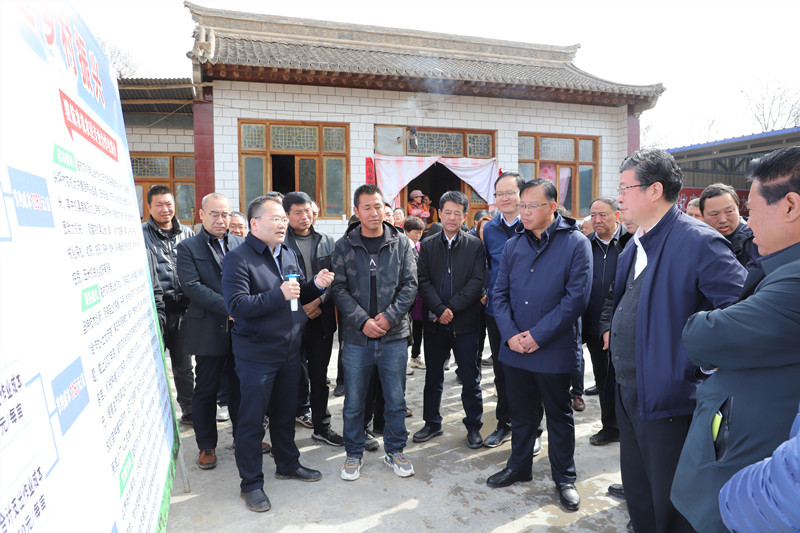 全省中药材抓点示范行动现场推进会在陇西召开