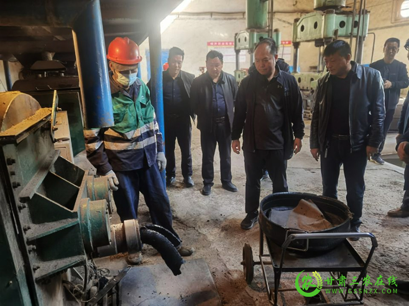 金塔县农技中心多举措助力废旧农膜回收利用示范县建设