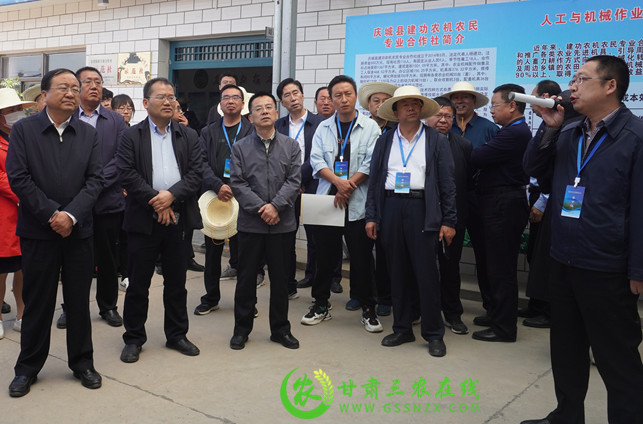 全省农机化现场推进会在庆阳召开