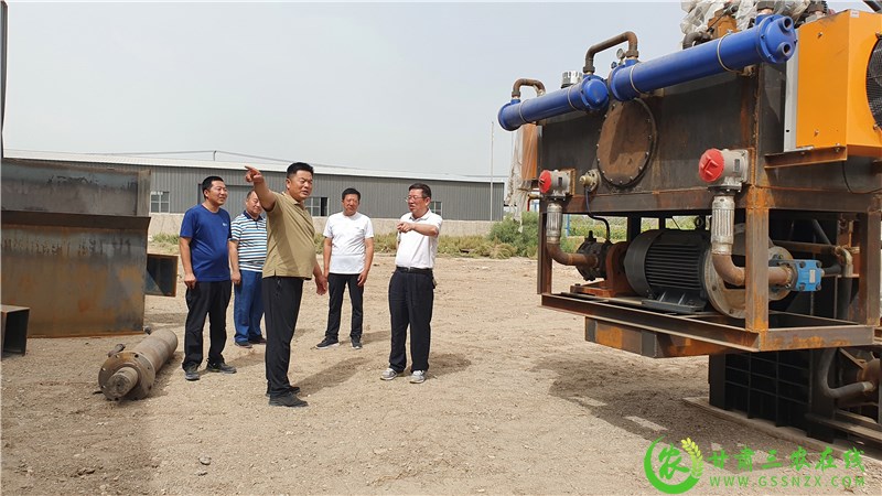 甘肃三农在线采访组赴敦煌市采访畜牧兽医技术推广工作