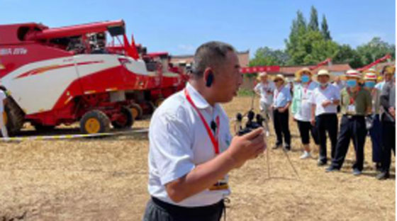 中国农机推广“田间日”活动在庆阳宁县举办