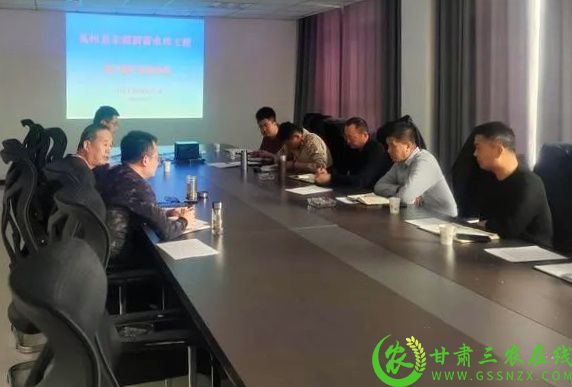 图片4  瓜州县水务局召开重点水利项目推进会.jpg