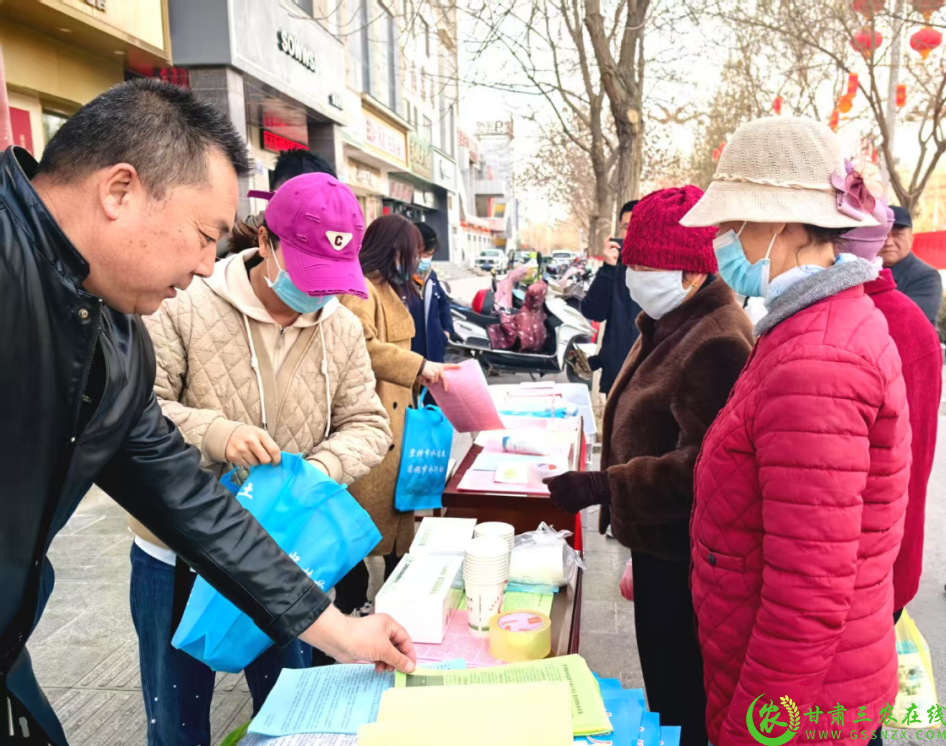 图片4  瓜州县积极开展节水宣传进机关、进校园、进企业、进社区、进灌区、进乡村、进家庭等“七进”活动.png